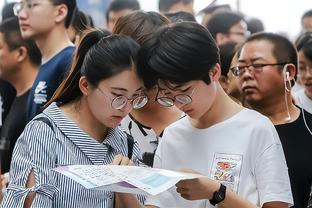 小卡快船生涯出勤率仅56.1%&本赛季已出战32场 命中率生涯新高